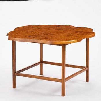 Josef Frank, soffbord, modell 1057, Firma Svenskt Tenn, efter 1985.