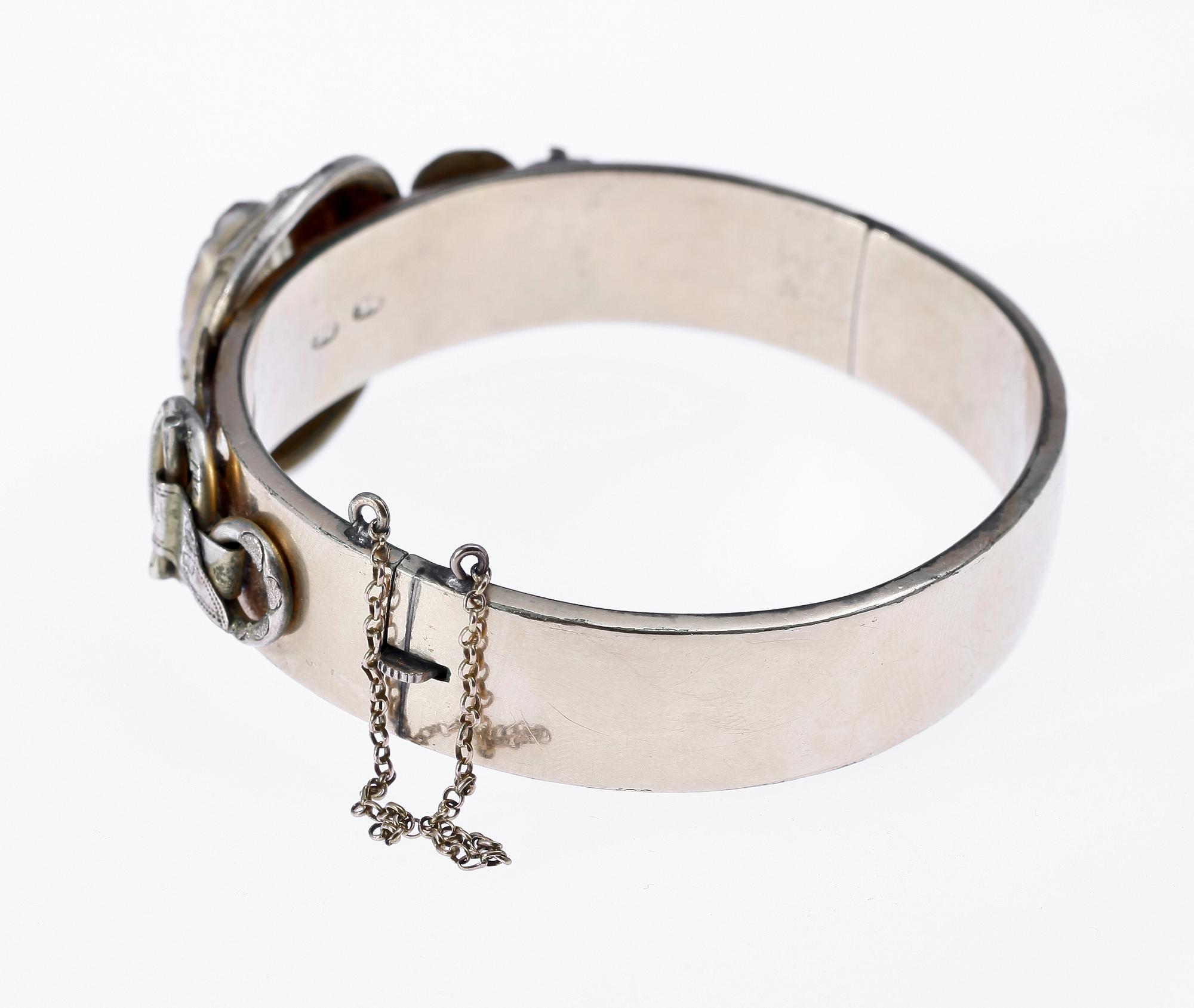 ARMBAND samt BROSCH, 14 K guld, 1800-tal.