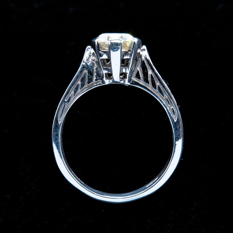 RING, briljantslipad diamant ca 1.5 ct, J-K/vs.