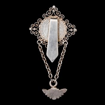 BROSCH, silver, med mynt Ungern 1779.