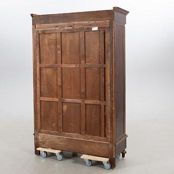 Display cabinet, second half of the 20th century.