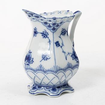 Royal Copenhagen, kaffeservis, 11 delar, porslin, "Musselmalet", mestadels helblonde, Danmark,
