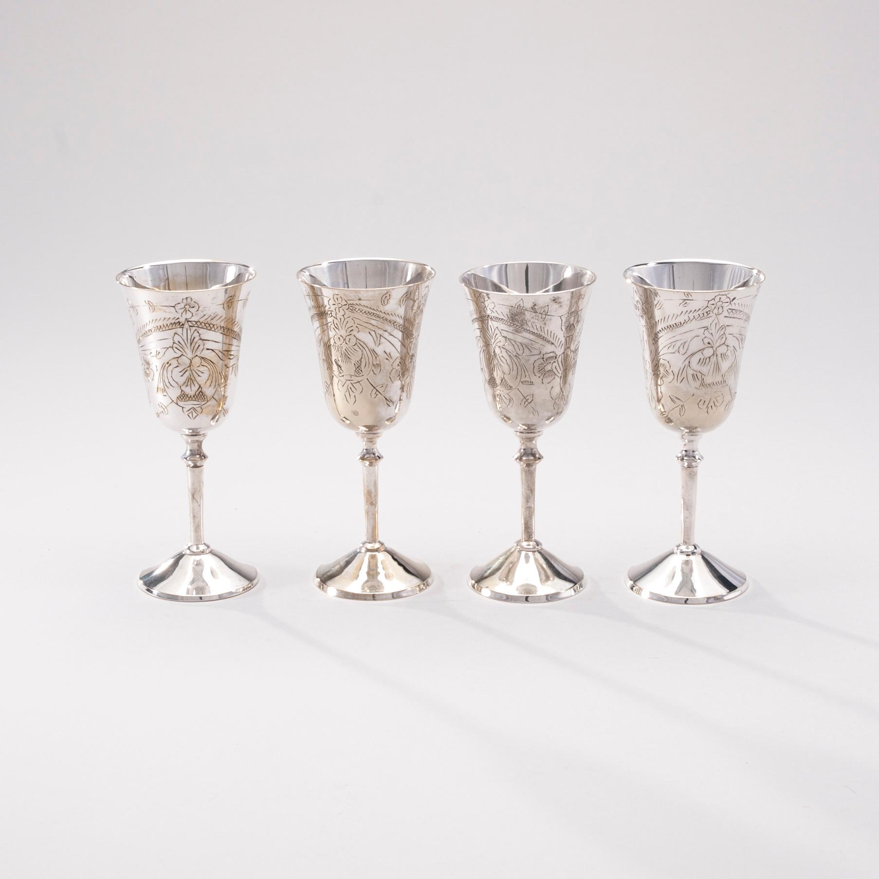 BÄGARE, 4 st, nysilver, troligen England 1900-tal.