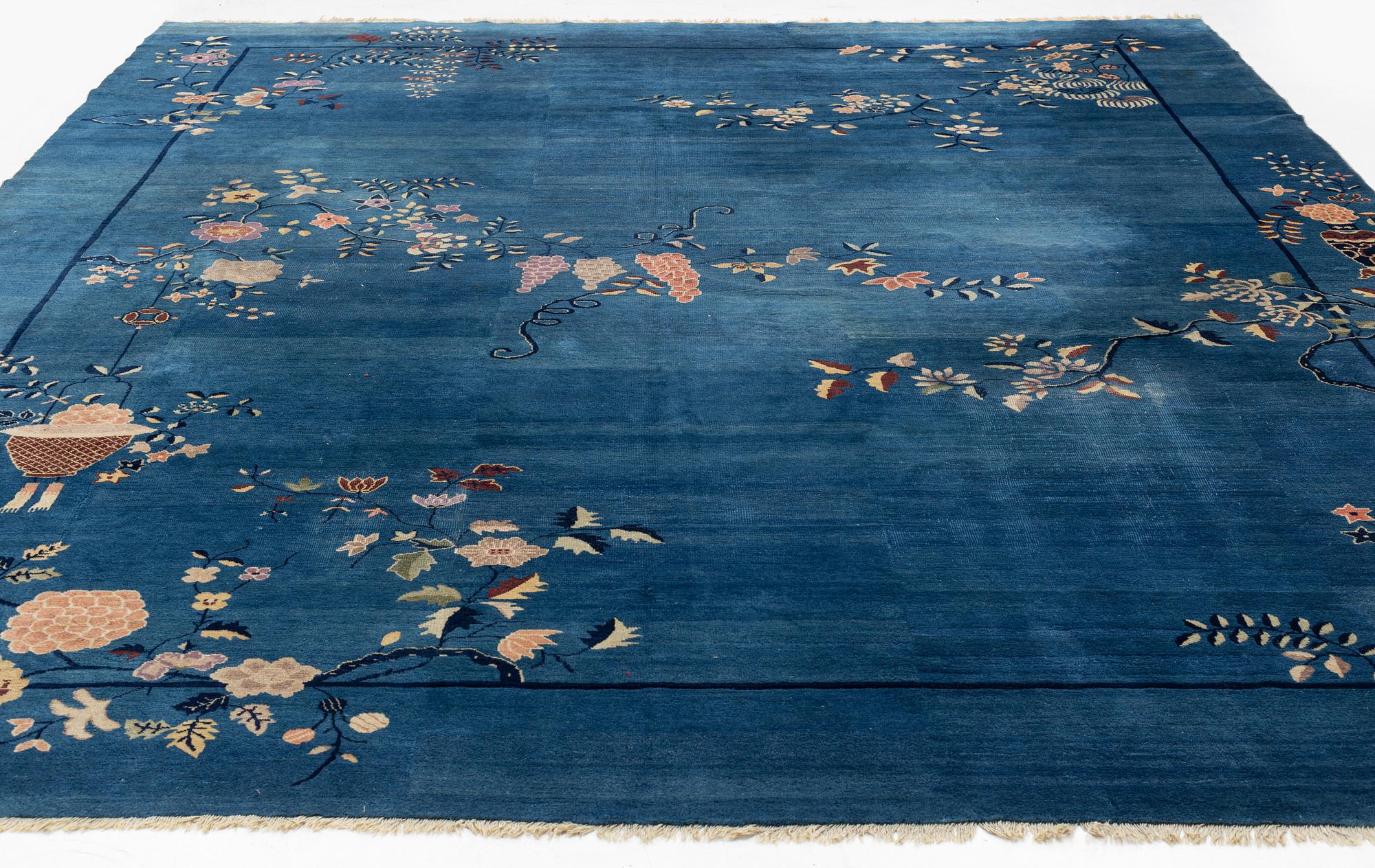 Matta, semiantik art deco Beijing, norra Kina, ca 433 x 342 cm.