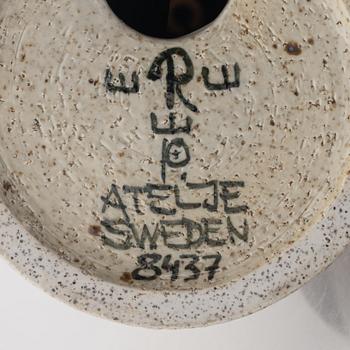 Inger Persson, golvlampa, chamotterat stengods, Rörstrand 1960-tal.
