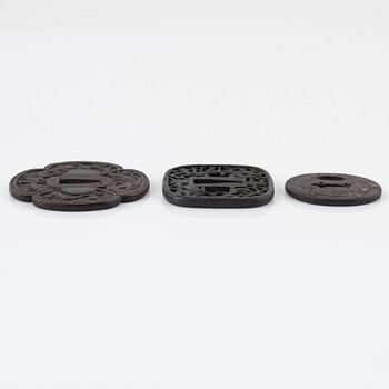 Tsubas, tre stycken, 1800-/1900-tal.