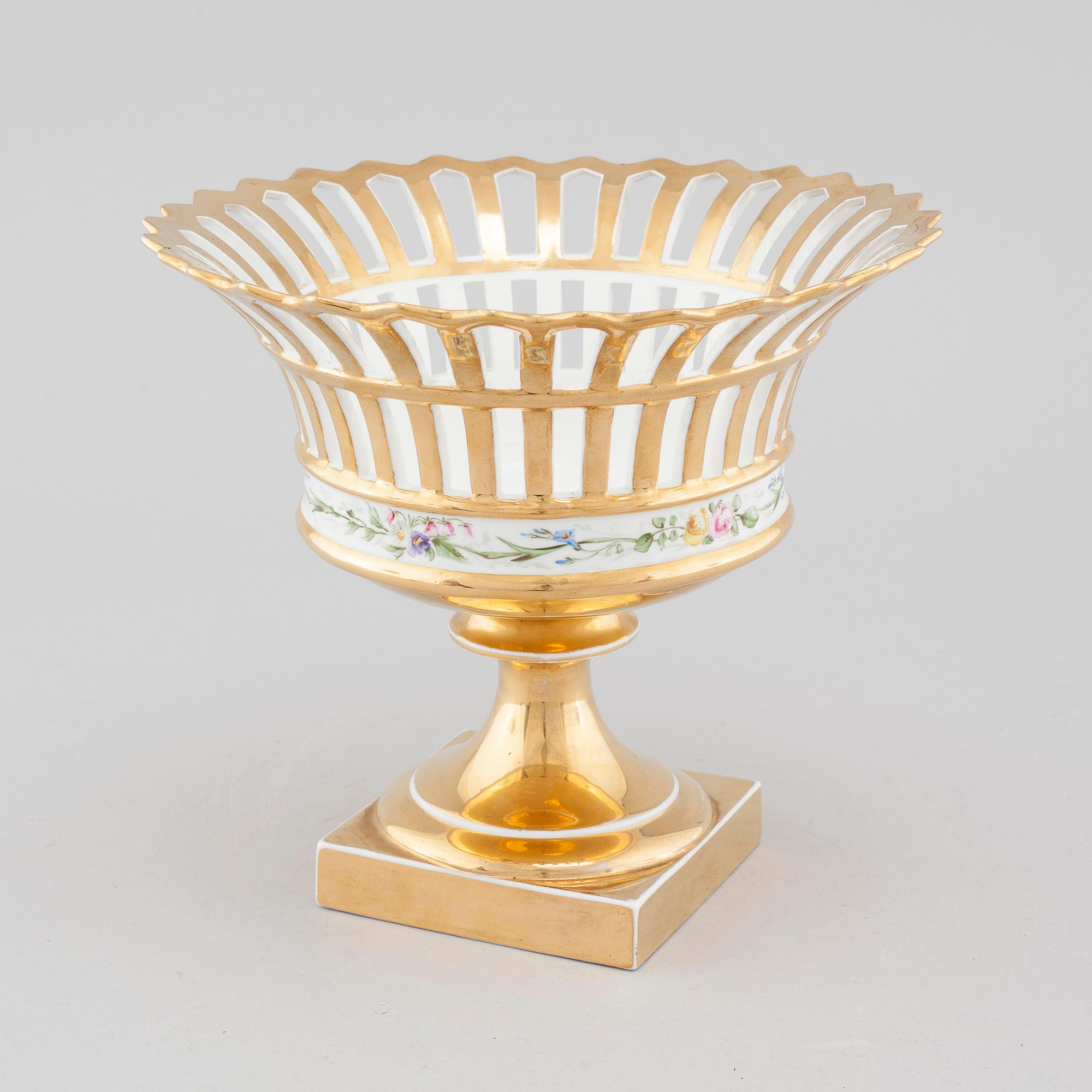 GALLERSKÅL, porslin, Rörstrand, omkring sekelskiftet 1900.