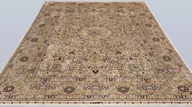 Matta, orientalisk, silke, ca 280 x 184 cm.