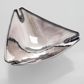 Skål, silver och cabochonslipade kvartser, Pirkan-Kulta Tammerfors 1962.