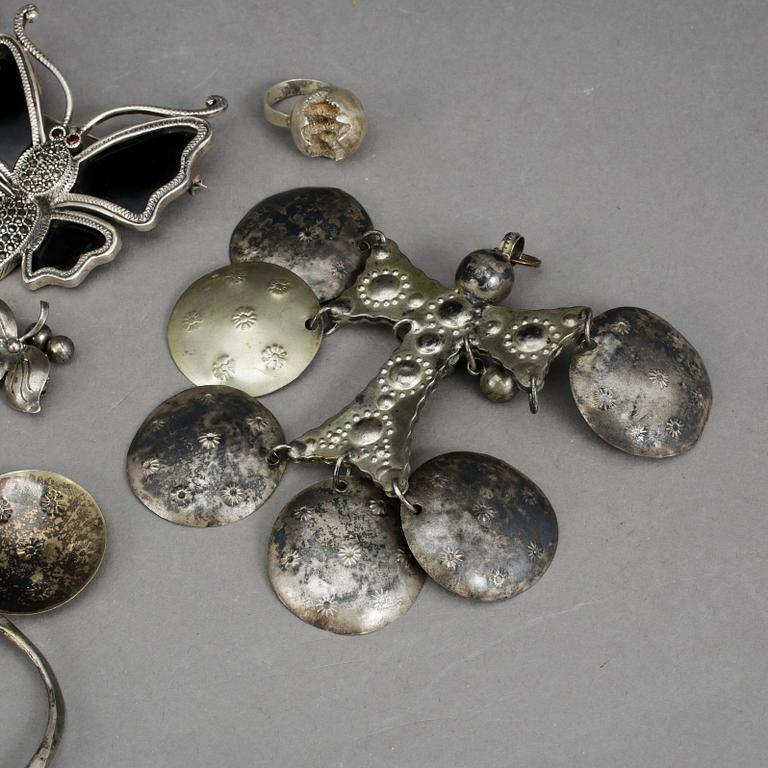 PARTI SILVERSMYCKEN, 16 delar. Total vikt ca 226 gram.