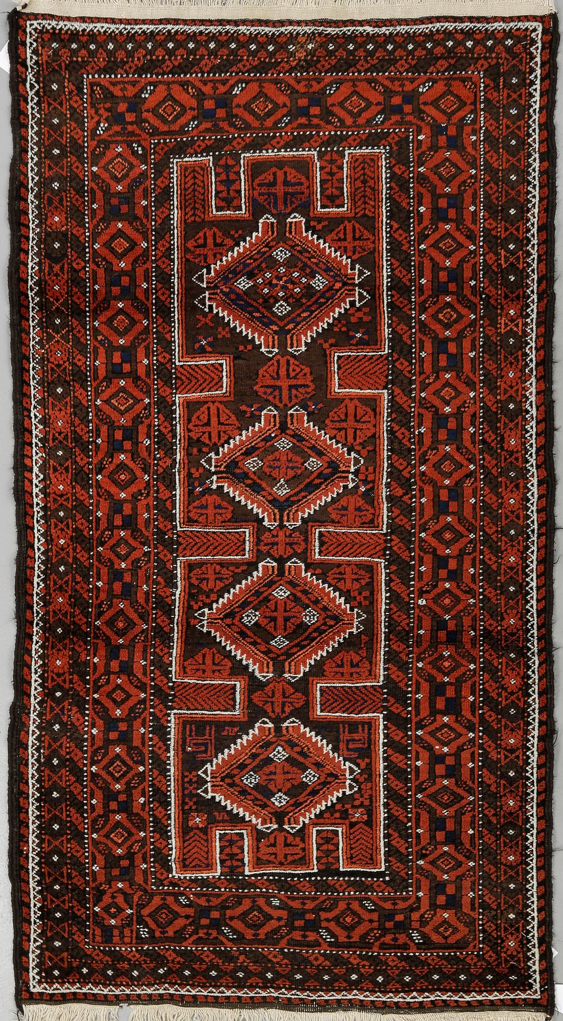 MATTA, Beludj. Ca 163x90 cm.