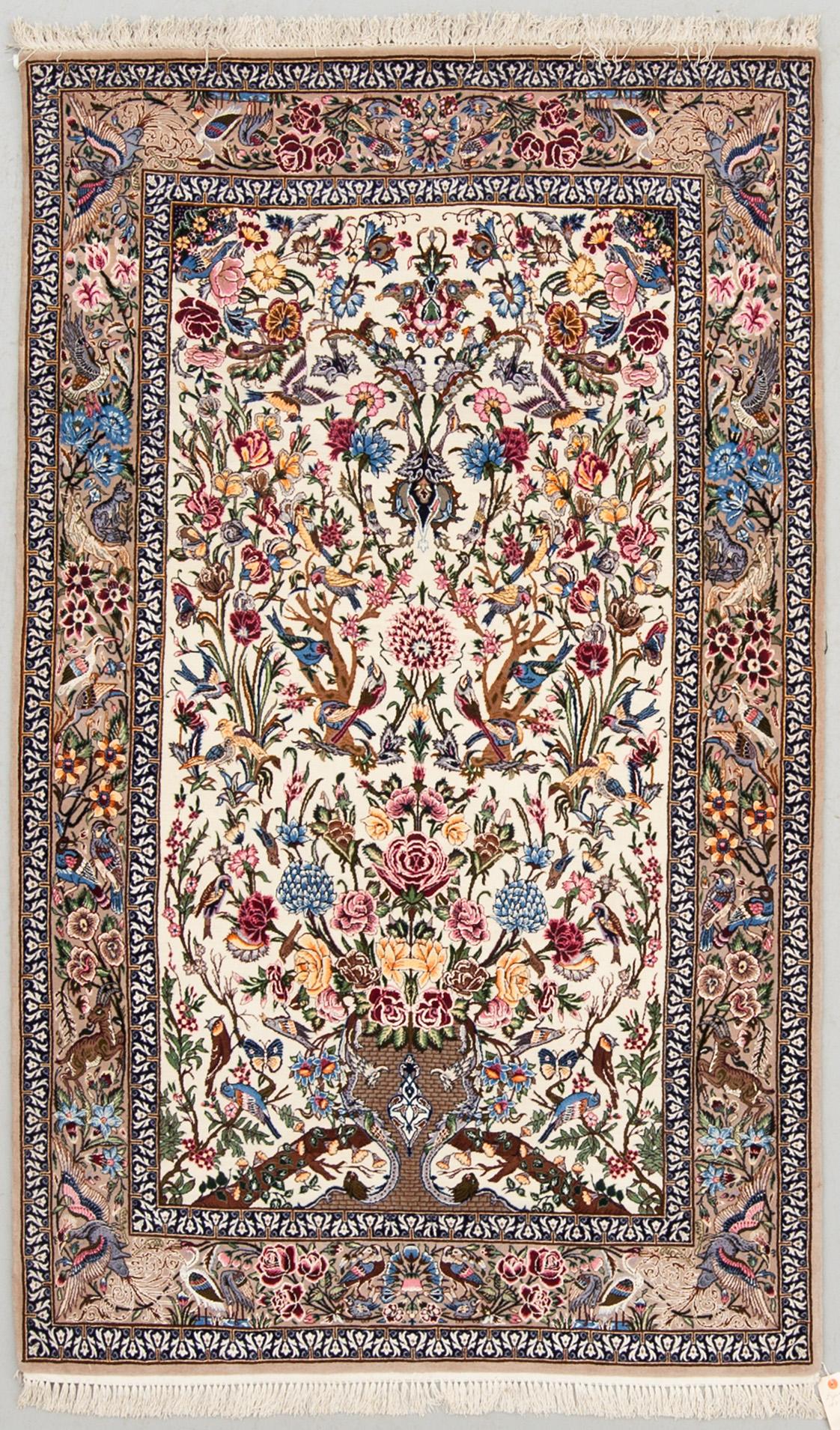 MATTA, old, Isfahan, figural, part silk. Ca 187 x 113 cm.