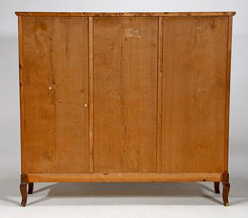 BOKSKÅP, senjugend, 1900-talets början.