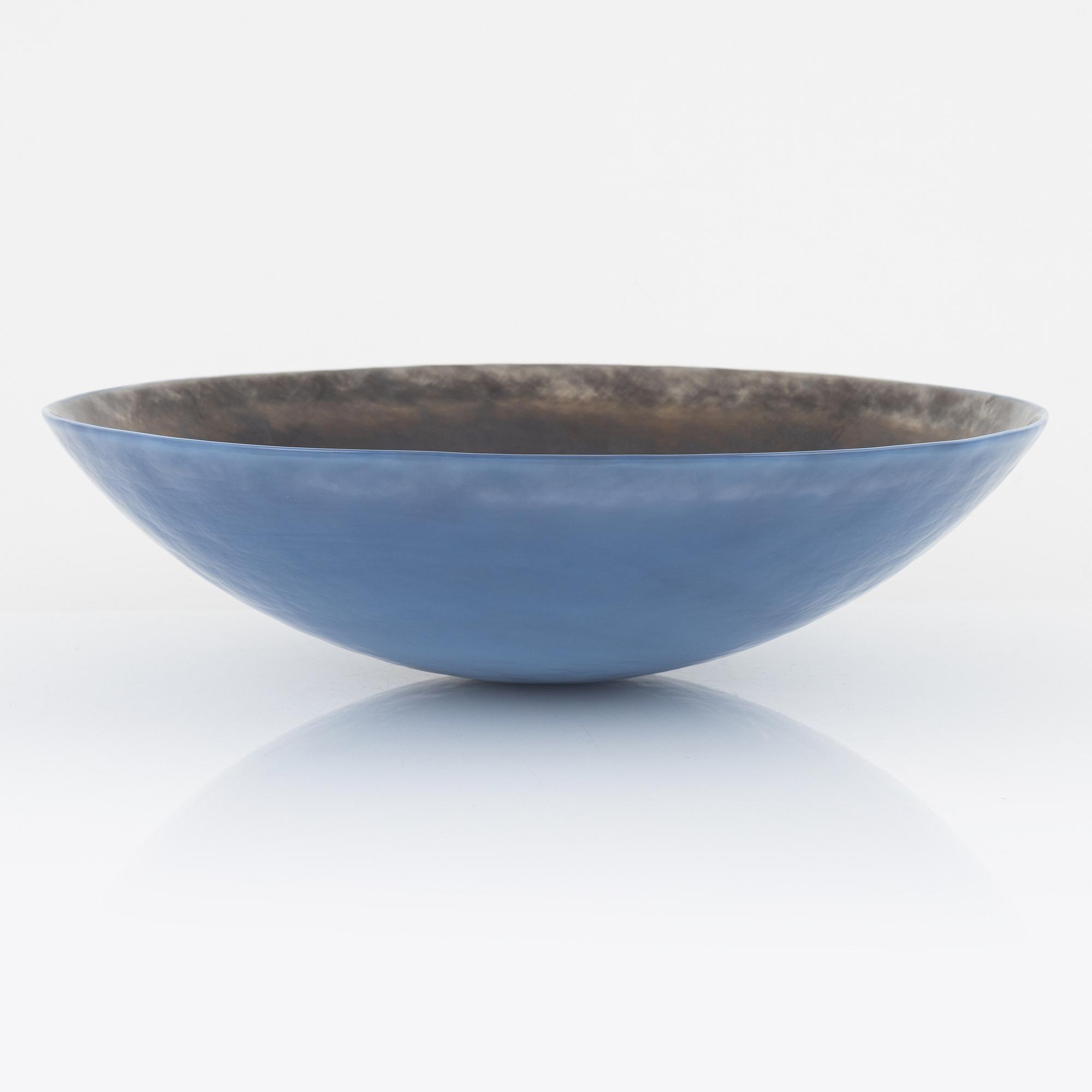 Eva Englund, a bowl, Målerås, 1998.