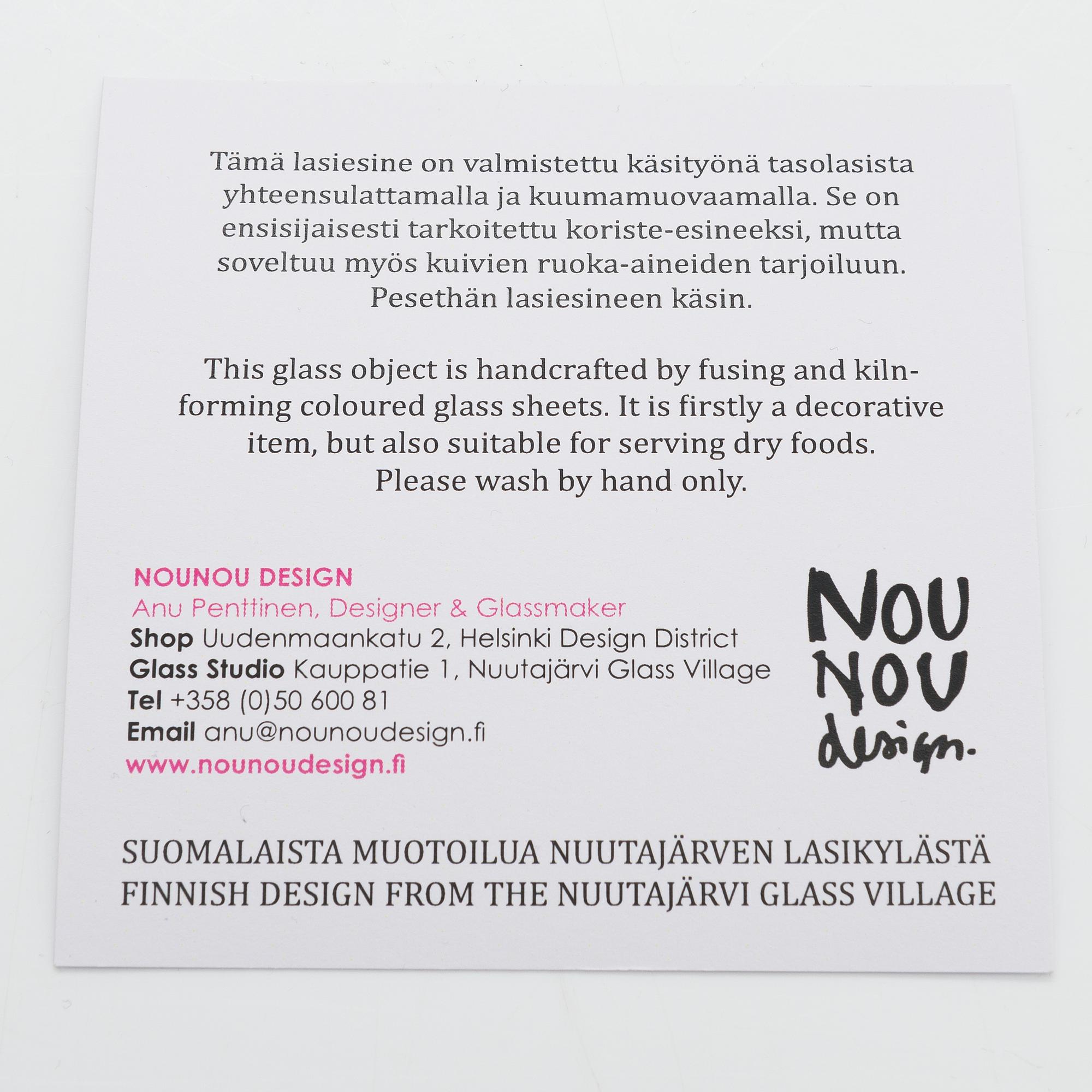 Anu Penttinen, fat, signerad Anu Penttinen 2013, Nuutajärvi. Nounou Design.