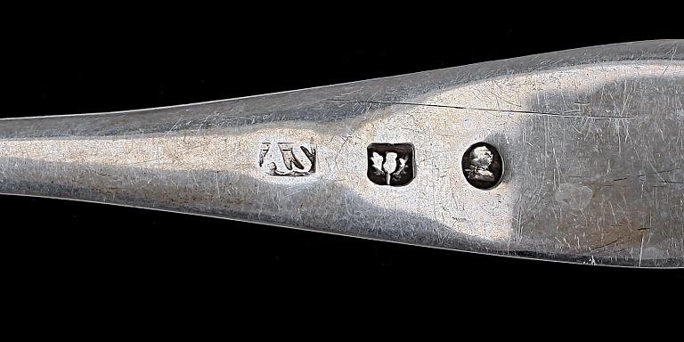 TESKEDAR, 6+8, silver, bla Österrike, 1800-tal. Totalvikt ca 200 gram.