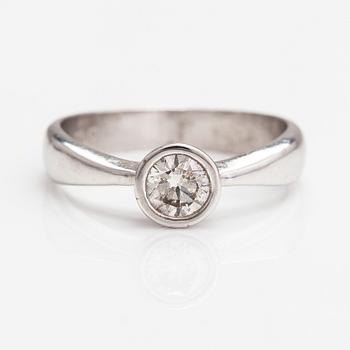 A 14K white gold ring with a ca. 0.50 ct diamond according to engraving.