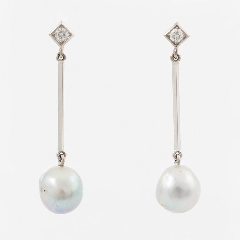 Earrings, a pair, 18K white gold with pearls and brilliant-cut diamonds.