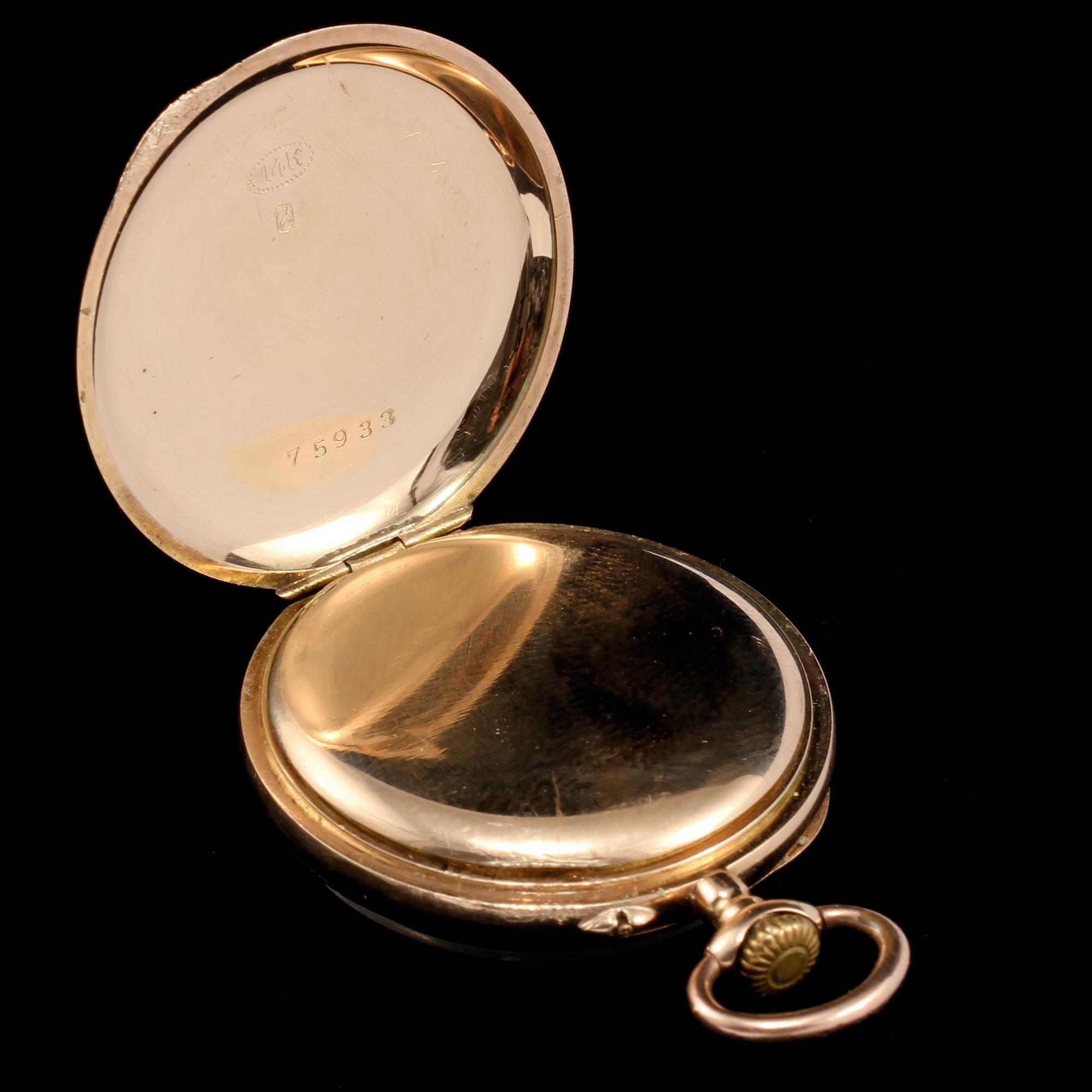 FICKUR, guld, 14 k, 1900-talets första hälft, total vikt ca 30 g.