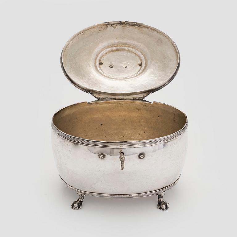 Gustaf Folcker, A silver sugar box, Stockholm 1818.