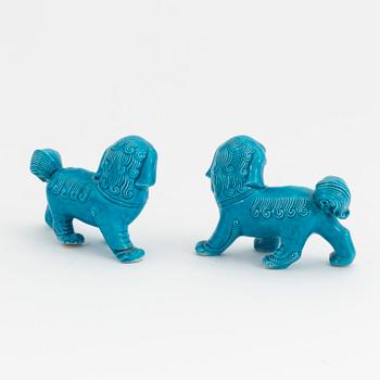 Three pairs of Chinese porcelain Buddhist lions, 20th Century.