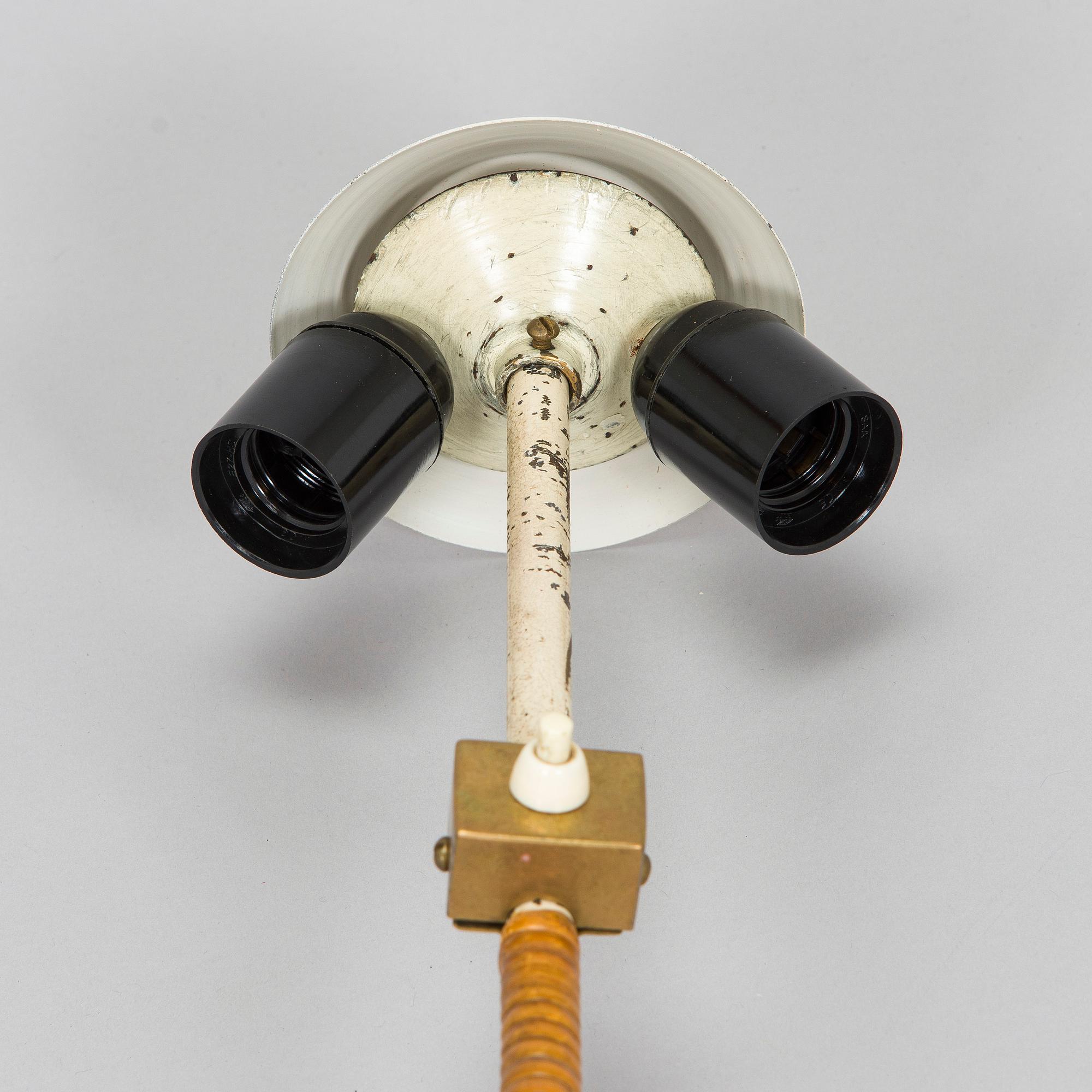 Paavo Tynell, golvlampa, modell 9602 för Taito 1900-talets mitt.