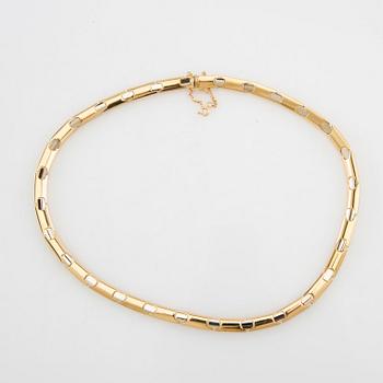 Necklace 18K red and white gold.