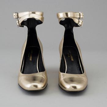 YVES SAINT LAURENT, pumps, storlek 37,5.