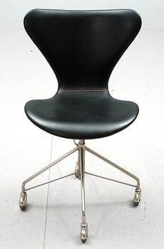 SKRIVBORDSSTOL, "Sjuan", Arne Jacobsen, Fritz Hansen.