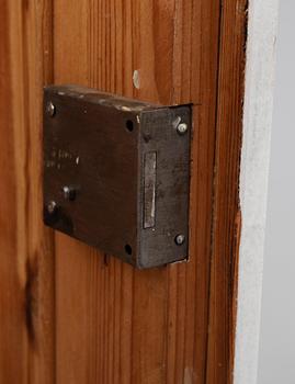 KLÄDSKÅP, 1900-talets början.