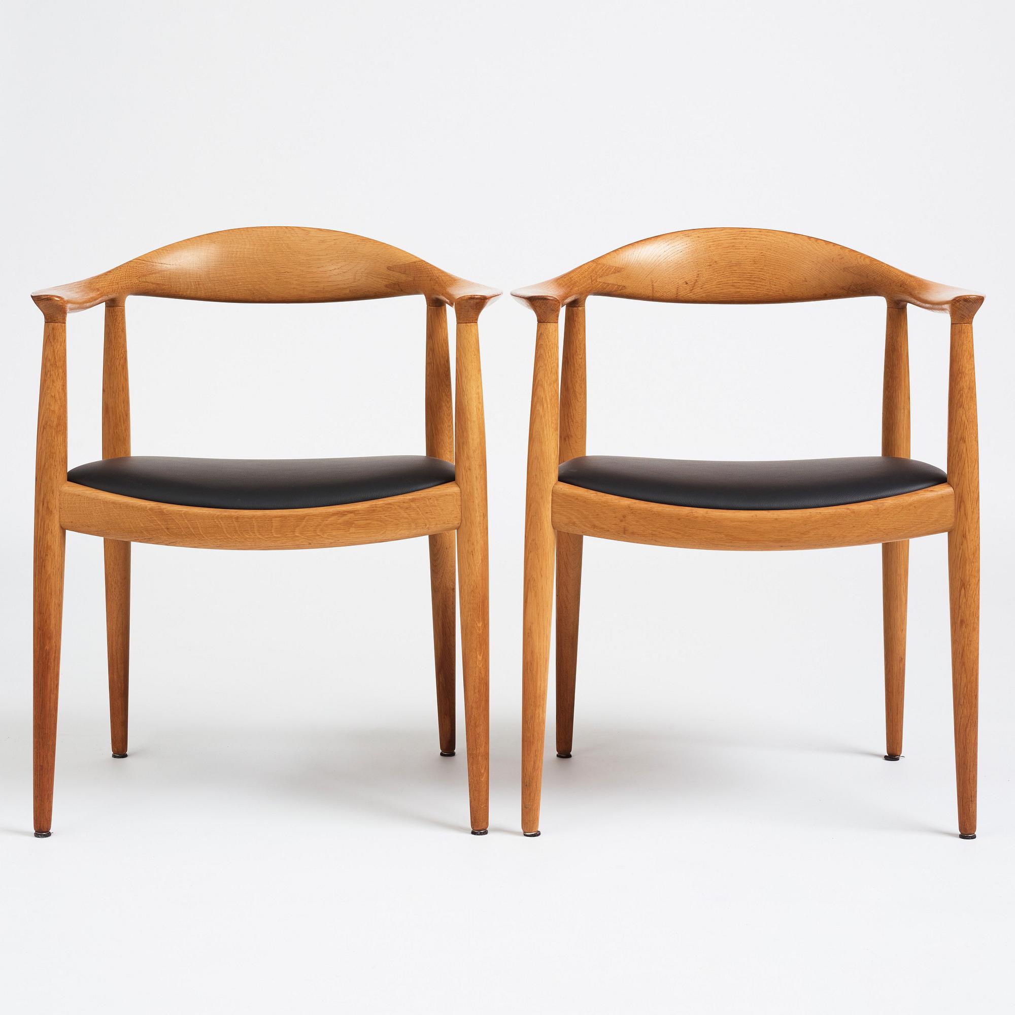 Hans J. Wegner, stolar, "The Chair" ett par, JH-503, Johannes Hansen, Danmark 1950-60-tal.