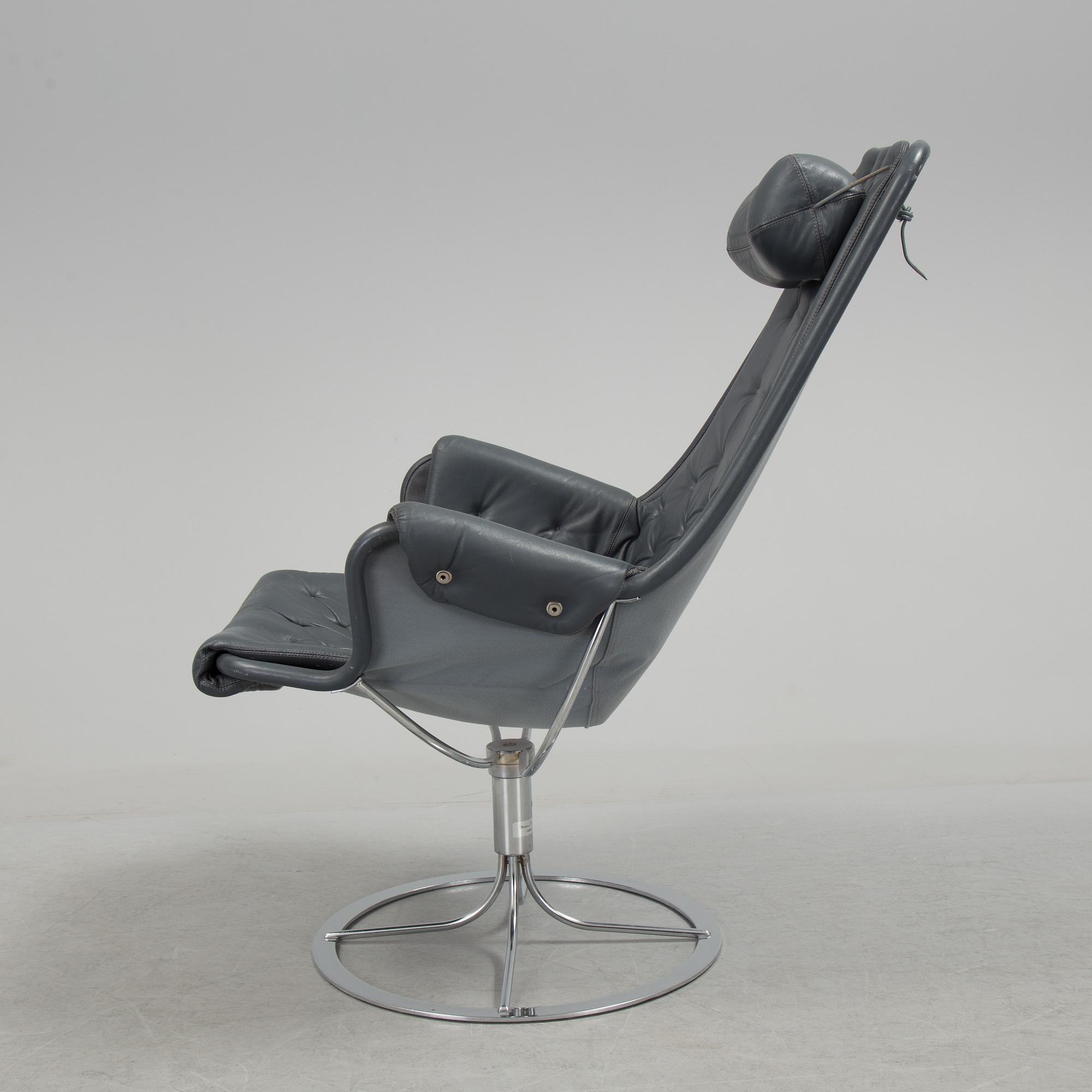 BRUNO MATHSSON, a leather upholstered 'Jetson' armchair from Dux, 1990's.
