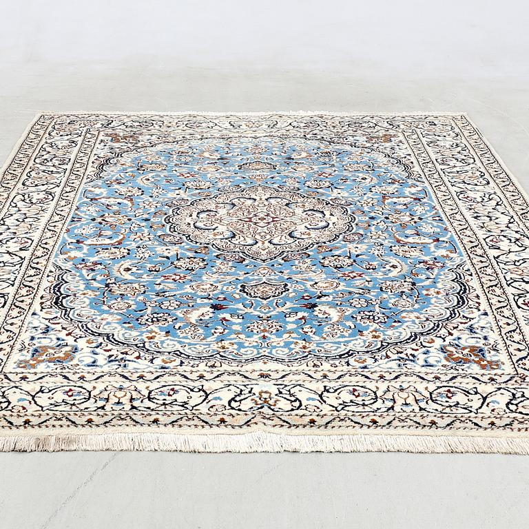 Matta Nain semiantik ca 296x195 cm.