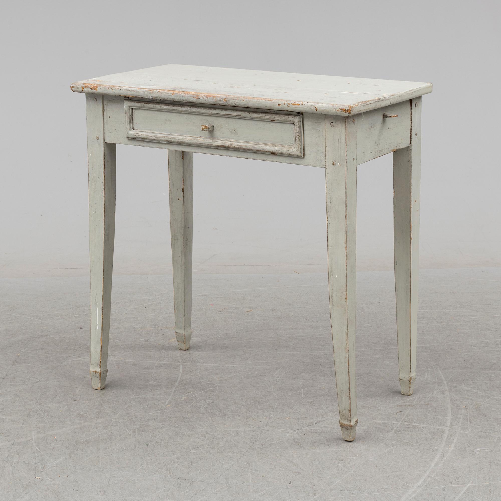 An early 19th century table.