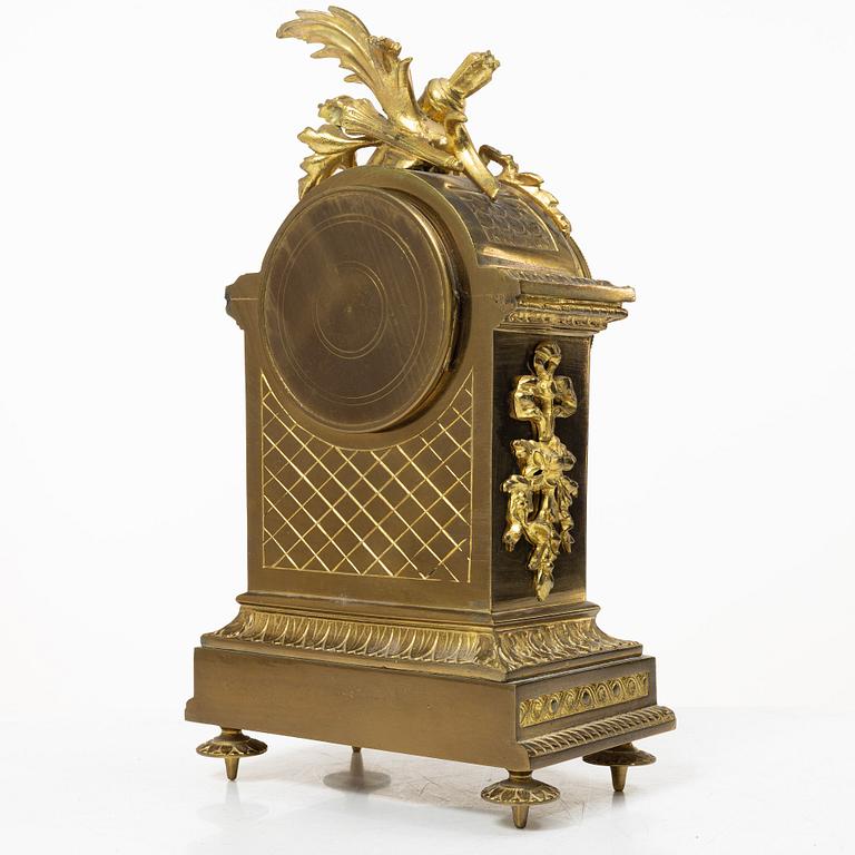 Table pendulum clock, Empire style, 20th century.