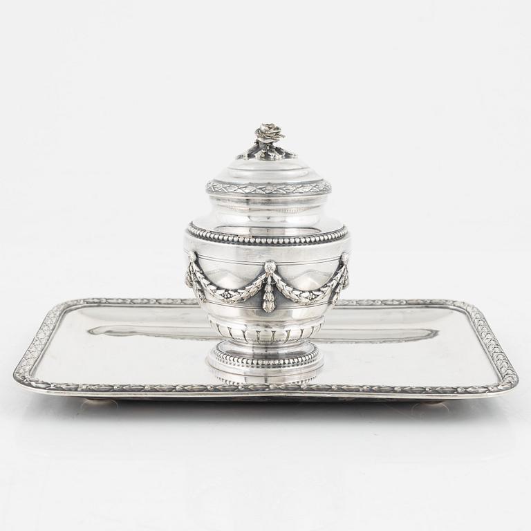 A silver ink-well, with Swedish import marks.