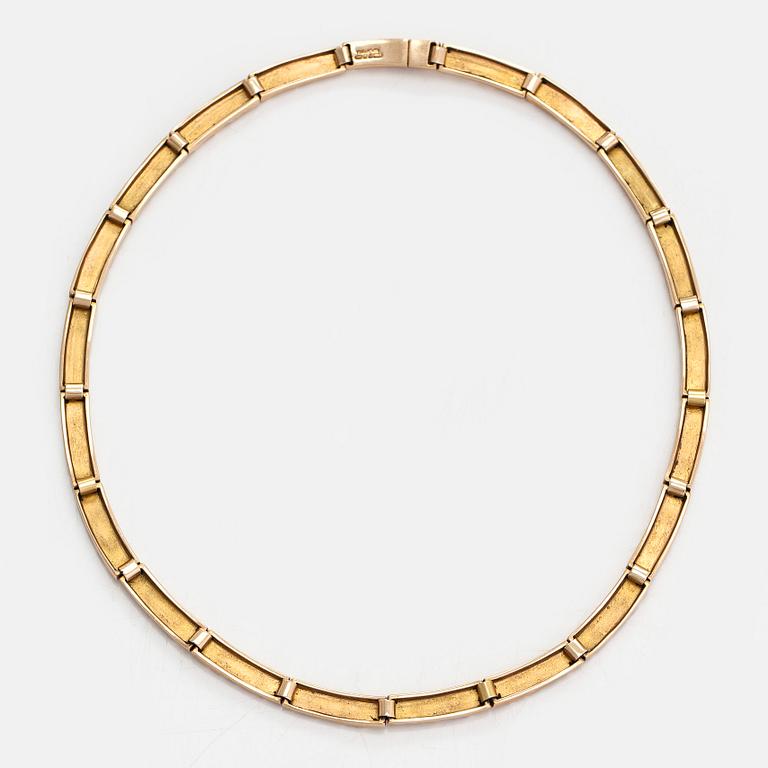 Zoltan Popovits, a 14K gold 'Egina' necklace for Lapponia 2001.