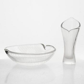 Tapio Wirkkala, skål samt vas, glas, Iittala, signerade.