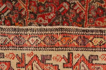 Carpet, Malajir, ca 191 x 126 cm.
