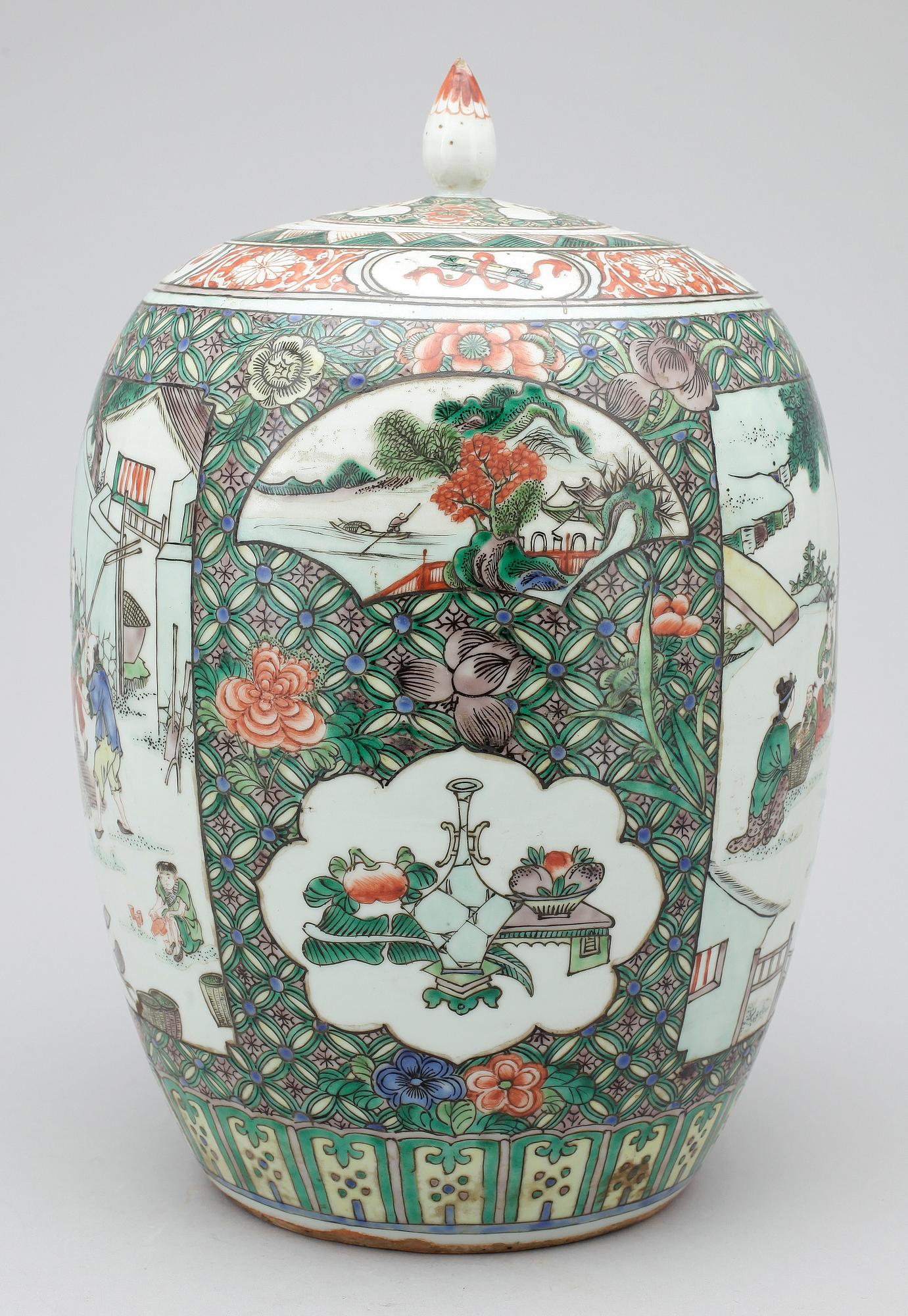 KRUKA med LOCK, porslin, Kanton, Kina, 1900-tal.
