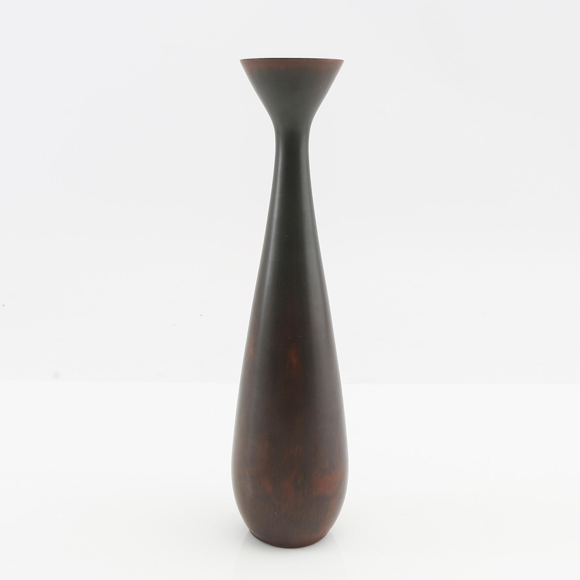 Carl-Harry Stålhane, vas signerad Rörstrand unik.