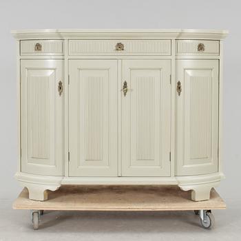 SKÄNK, gustaviansk stil, 1900-talets andra hälft.