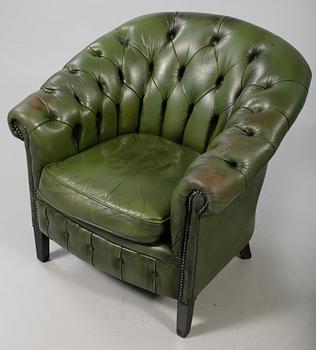 FÅTÖLJER, ett par, chesterfieldmodell, 1900-talets fjärde kvartal.