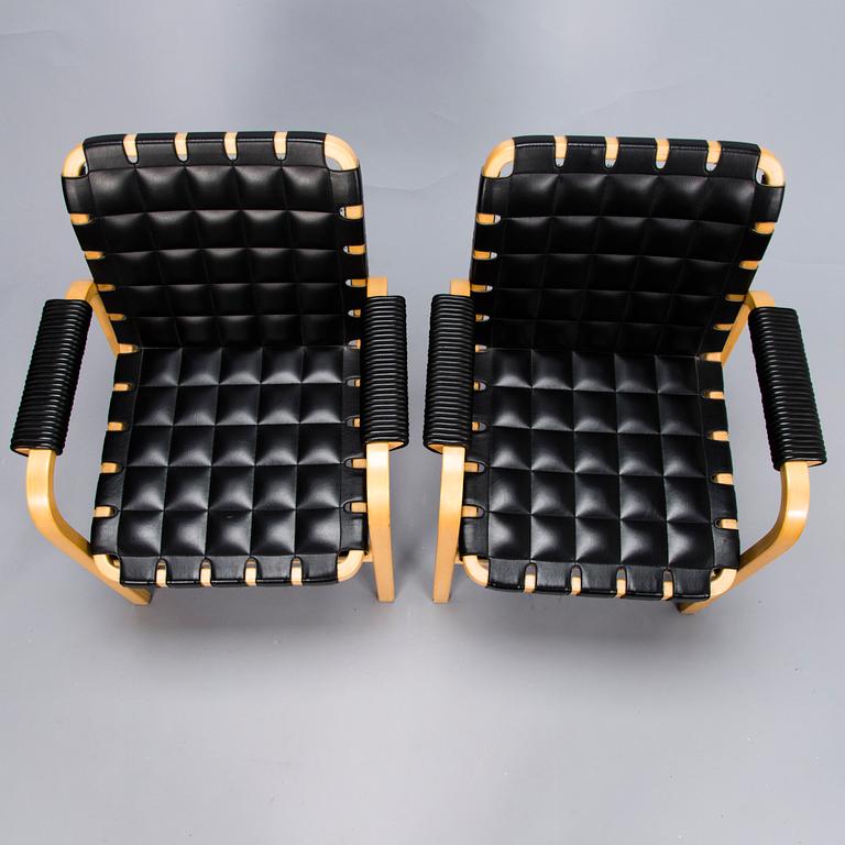ALVAR AALTO, nojatuoleja, 2 kpl, malli 45, Artek 1990-luvun loppu.