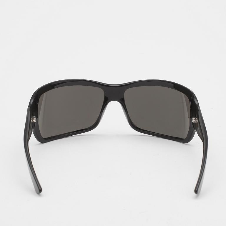 SOLGLASÖGON, Giorgio Armani.