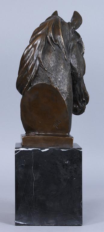 FIGURIN, brons, märkt "Milo", 1900/2000-tal.