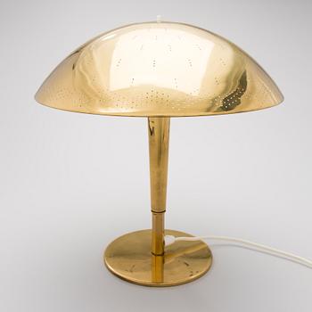 Paavo Tynell, A mid-20th century table lamp model 5061 for Idman Finland.