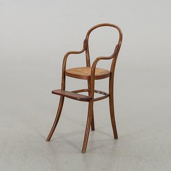 A BENTWOOD CHILDREN CHAIR FIRST HALF OF 20TH CENTURY.