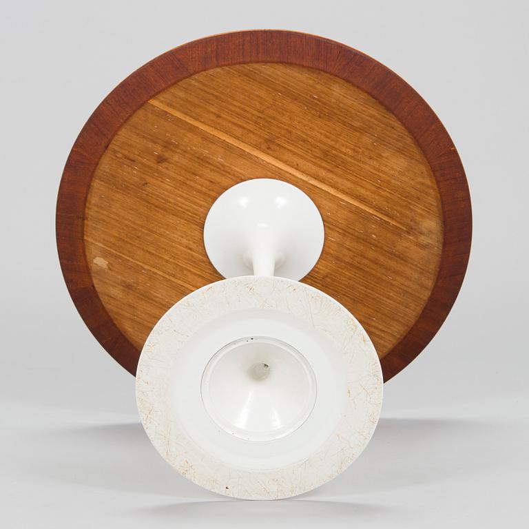 Eero Saarinen, pöytä, "Tulip", Artek. Lisenssillä valmistettu Billnäsin tehtailla, Fiskars, 1900-luvun puoliväli.