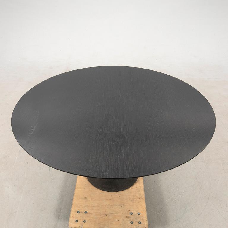 Piergiorgio Cazzaniga table "Reverse Conference table" for Andreu World Spain 2007.